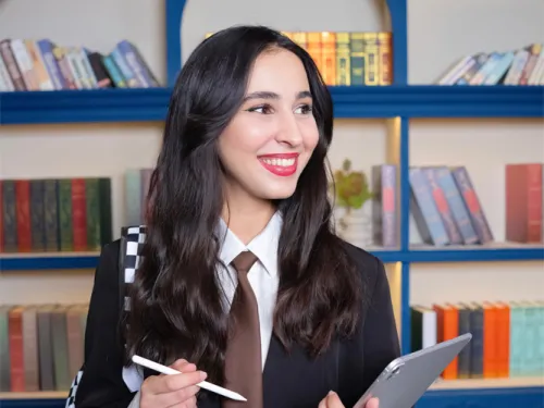 الصف الثاني ثانوي - BTEC